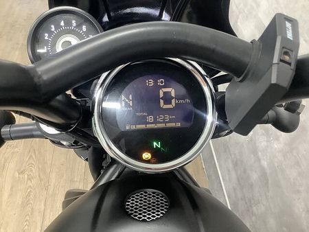 ホンダ レブル 250 レブル250 モリワキサイレンサー サイドバッグ アンダーカウル タコメーター 他カスタム 7