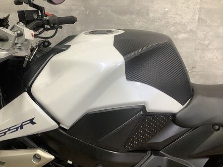 スズキ GSR750 GSR750 ヨシムラマフラー バックステップ 13