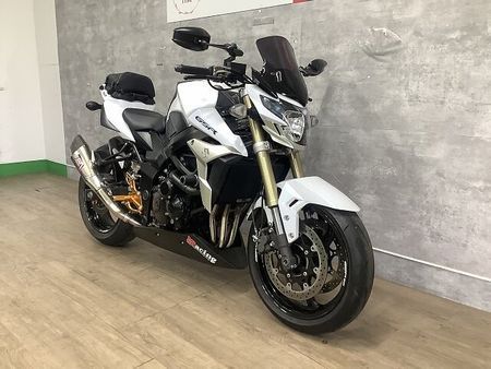 スズキ GSR750 GSR750 ヨシムラマフラー バックステップ 2