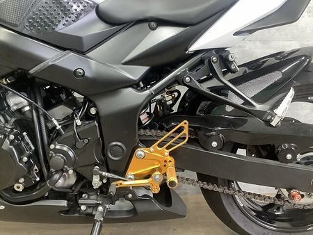 スズキ GSR750 GSR750 ヨシムラマフラー バックステップ 23