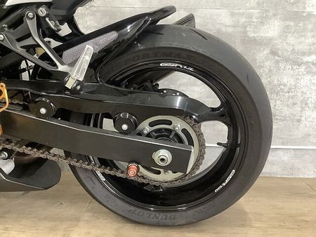 スズキ GSR750 GSR750 ヨシムラマフラー バックステップ 26
