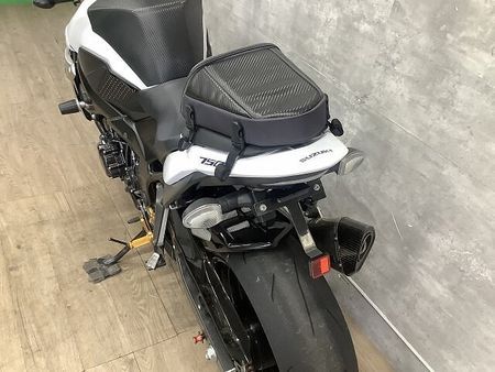 スズキ GSR750 GSR750 ヨシムラマフラー バックステップ 28