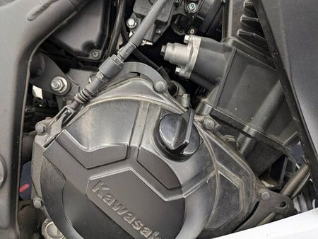 カワサキ Z250 Z250 2014年モデル 乗りやすいストリートファイター 26