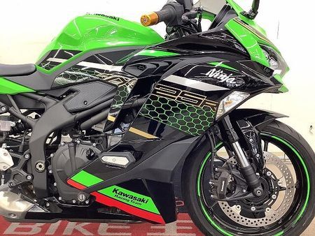 カワサキ ZX-25R Ninja ZX-25R SE 2021年モデル エンジンスライダー マルチバ―装備 30