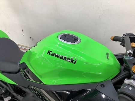 カワサキ ZX-25R Ninja ZX-25R SE 2021年モデル エンジンスライダー マルチバ―装備 33