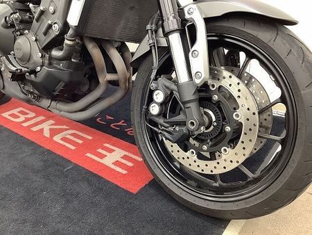 ヤマハ XSR900 XSR900 2016年モデル バーエンドミラー/ハリケーン製コンドルハンドル/USB2ポ 11