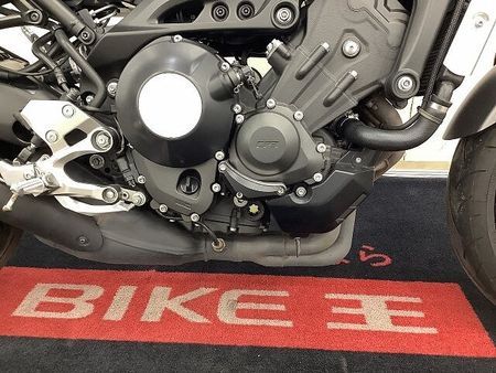 ヤマハ XSR900 XSR900 2016年モデル バーエンドミラー/ハリケーン製コンドルハンドル/USB2ポ 12