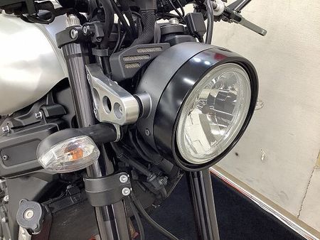 ヤマハ XSR900 XSR900 2016年モデル バーエンドミラー/ハリケーン製コンドルハンドル/USB2ポ 18