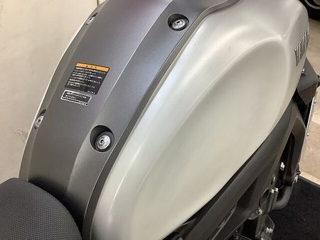 ヤマハ XSR900 XSR900 2016年モデル バーエンドミラー/ハリケーン製コンドルハンドル/USB2ポ 23