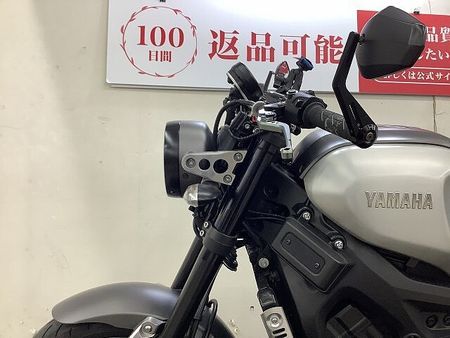 ヤマハ XSR900 XSR900 2016年モデル バーエンドミラー/ハリケーン製コンドルハンドル/USB2ポ 31