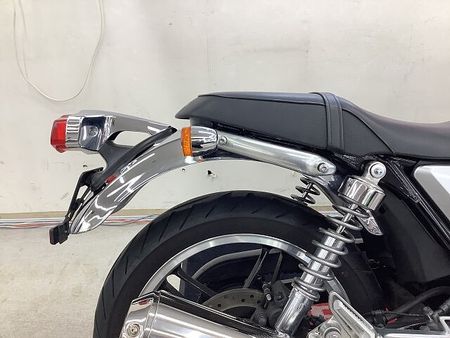 ホンダ CB1100 CB1100 2010年モデル アップハンドル仕様Type I ビキニカウル装備! 32