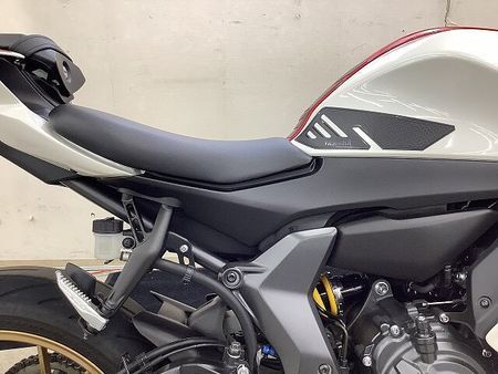 ヤマハ YZF-R7 YZF-R7 WGP 60th Anniversary 2022年モデル ☆★クイックシフ 32