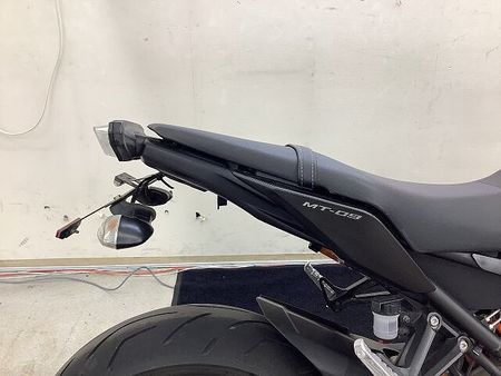 ヤマハ MT-09 MT-09 2014年モデル ☆★ヨシムラフルエキゾーストマフラー/MRAスクリーン/リア 32