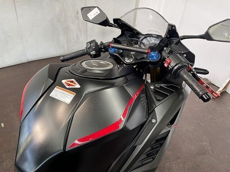 ホンダ CBR250RR (MC51) CBR250RR ABS 2019年モデル USB電源装備!! 11