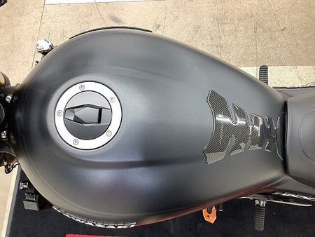 カワサキ Z900RS Z900RS SE 2025年モデル ビキニカウル・コアガード・リアキャリア装備 16