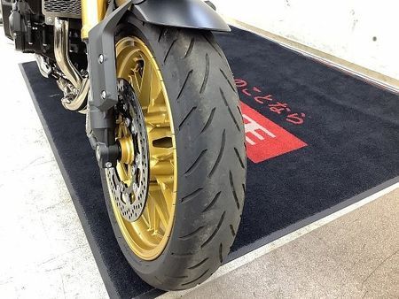 カワサキ Z900RS Z900RS SE 2025年モデル ビキニカウル・コアガード・リアキャリア装備 23