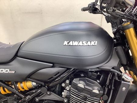 カワサキ Z900RS Z900RS SE 2025年モデル ビキニカウル・コアガード・リアキャリア装備 30