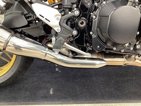 カワサキ Z900RS Z900RS SE 2025年モデル ビキニカウル・コアガード・リアキャリア装備 37