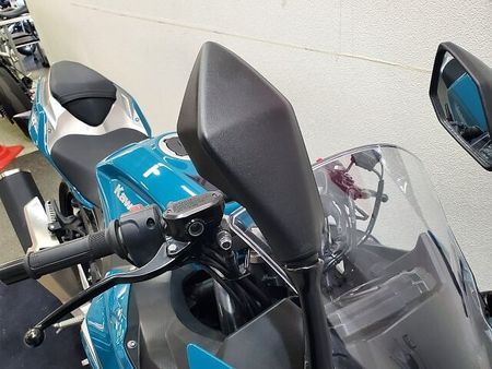 カワサキ ニンジャ 400 NINJA400 2021年モデル マルチバー USBポート装備 19