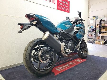 カワサキ ニンジャ 400 NINJA400 2021年モデル マルチバー USBポート装備 4