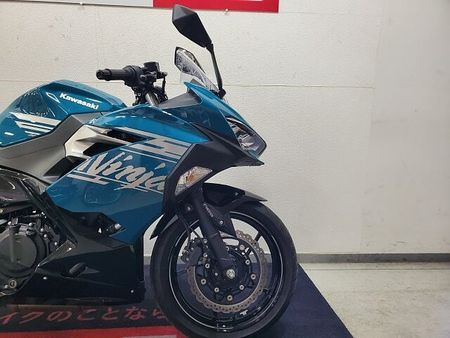 カワサキ ニンジャ 400 NINJA400 2021年モデル マルチバー USBポート装備 9