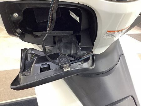 ホンダ PCX125 PCX 2012年モデル 通勤・通学にも便利な装備たっぷり! 17