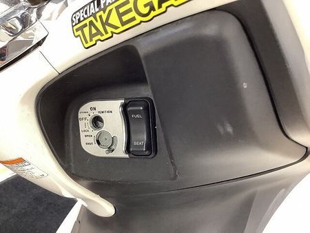 ホンダ PCX125 PCX 2012年モデル 通勤・通学にも便利な装備たっぷり! 18