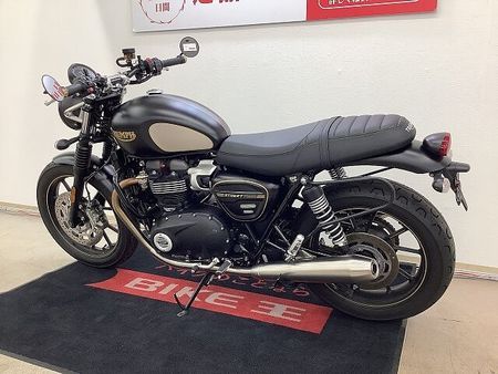 トライアンフ STREET TWIN ストリートツイン 2022年モデル エンジンガード サイドバックステー装備 7
