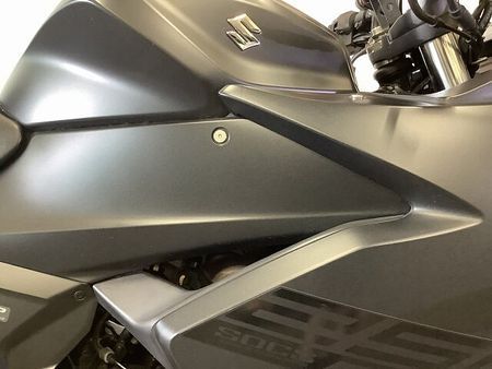 スズキ ジクサー SF250 ☆ジクサー250SF GIXXER SF 250 2019年モデル マルチバー USB-A 21