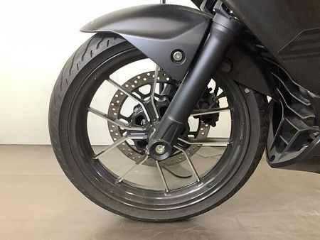 スズキ ジクサー SF250 ☆ジクサー250SF GIXXER SF 250 2019年モデル マルチバー USB-A 32