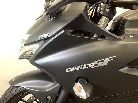スズキ ジクサー SF250 ☆ジクサー250SF GIXXER SF 250 2019年モデル マルチバー USB-A 33