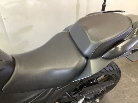 スズキ ジクサー SF250 ☆ジクサー250SF GIXXER SF 250 2019年モデル マルチバー USB-A 37