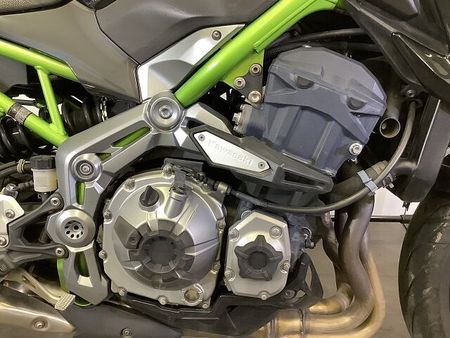 カワサキ Z900 【マル得】Z900 カワサキ純正フレームスライダー USBポート装備 ABS スペアキー 30