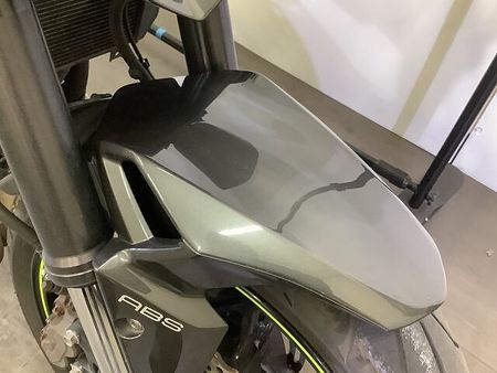 カワサキ Z900 【マル得】Z900 カワサキ純正フレームスライダー USBポート装備 ABS スペアキー 35