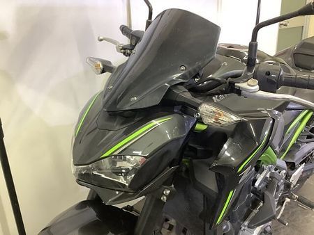 カワサキ Z900 【マル得】Z900 カワサキ純正フレームスライダー USBポート装備 ABS スペアキー 8