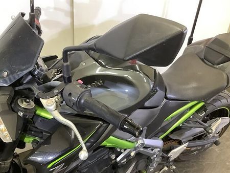 カワサキ Z900 【マル得】Z900 カワサキ純正フレームスライダー USBポート装備 ABS スペアキー 9