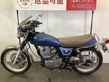 ヤマハ SR400 SR400 パフォーマンスダンパー スクリーン USB-A2ポート装備 赤キー・スペアキー 8