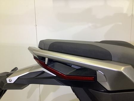 ホンダ X-ADV X-ADV デイトナ製薄型USBポート 純正グリップヒーター装備 ABS スペアキーあり 16