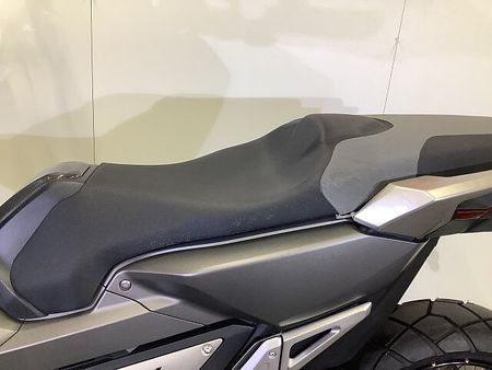 ホンダ X-ADV X-ADV デイトナ製薄型USBポート 純正グリップヒーター装備 ABS スペアキーあり 23