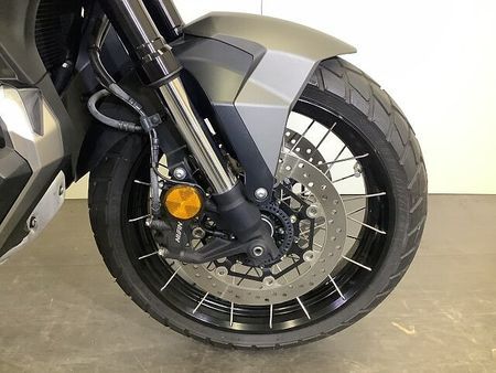 ホンダ X-ADV X-ADV デイトナ製薄型USBポート 純正グリップヒーター装備 ABS スペアキーあり 8