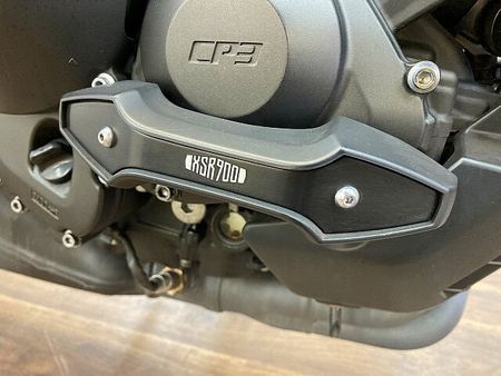 ヤマハ XSR900 XSR900 ABS グリップヒーター エンジンスライダー スクリーン 19