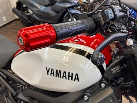ヤマハ XSR900 XSR900 ABS グリップヒーター エンジンスライダー スクリーン 28