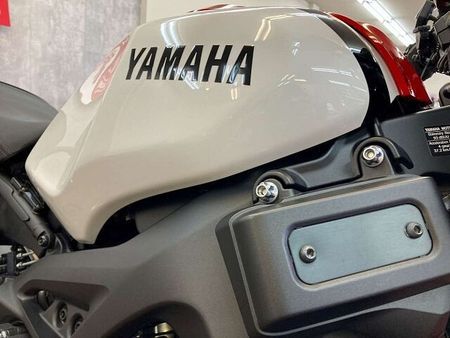ヤマハ XSR900 XSR900 ABS グリップヒーター エンジンスライダー スクリーン 39