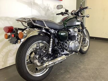 カワサキ W800 W800 エンジンガード シガーソケット装備 ABS スペアキーあり 3
