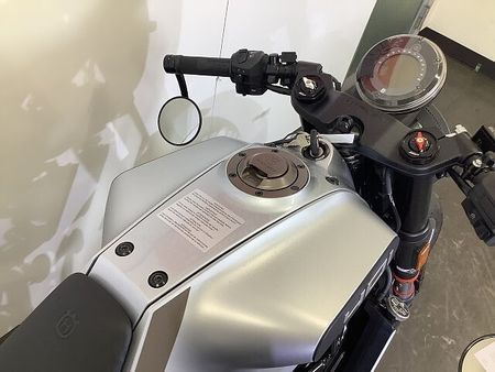 ハスクバーナ VITPILEN 401 ヴィットピレン401 VITPILEN 401 スペアキーあり!! 20