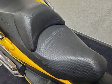 スズキ スカイウェイブ250 スカイウェイブ250M 2008年モデル バックレスト グリップカスタム 35