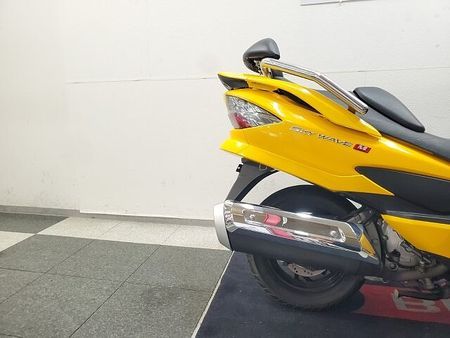 スズキ スカイウェイブ250 スカイウェイブ250M 2008年モデル バックレスト グリップカスタム 9