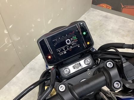 ヤマハ XSR900 XSR900 2022年モデル 低走行! ワンオーナー!スペアキーあり!! 4