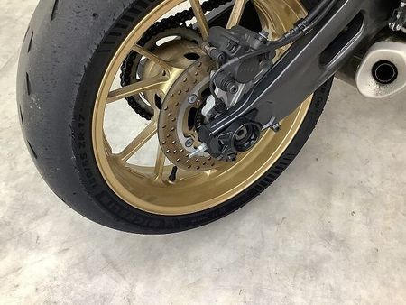 ヤマハ YZF-R7 YZF-R7 2022年モデルエンジンスライダー、マルチバー装備リアフェンダレスカスタムス 26