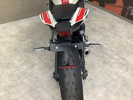 ヤマハ YZF-R7 YZF-R7 2022年モデルエンジンスライダー、マルチバー装備リアフェンダレスカスタムス 33
